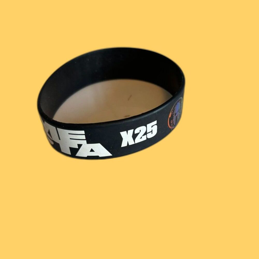 Spartan Race Sparta Earned Lifetime Trifecta X25 Silicone Wristband Rare